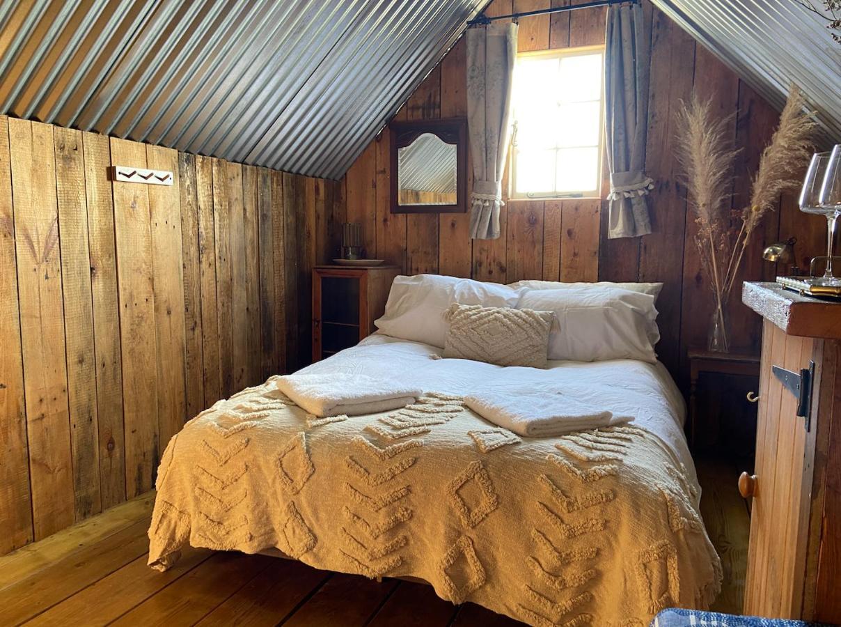 Fen Meadows Glamping - Luxury Cabins And Bell Tents Cambridge  Eksteriør billede