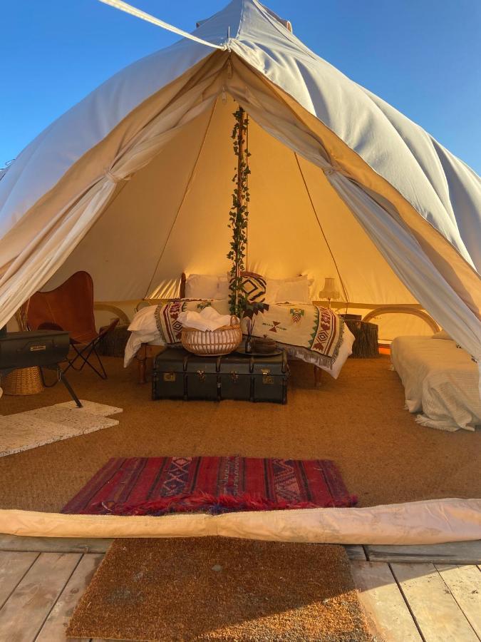 Fen Meadows Glamping - Luxury Cabins And Bell Tents Cambridge  Eksteriør billede